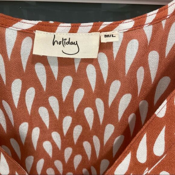Holiday Terra Cotta/White Print Drawstring Dress! - Picture 3 of 8